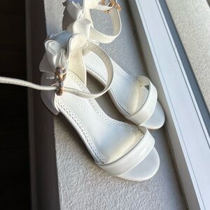 Girls sandals/dressy heels